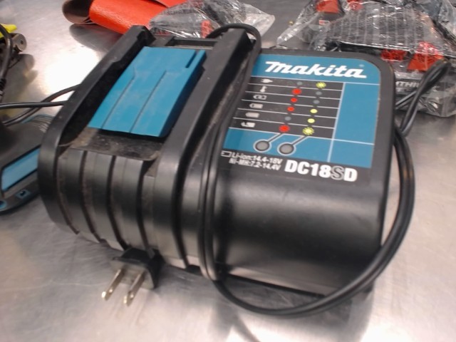 Chargeur makita