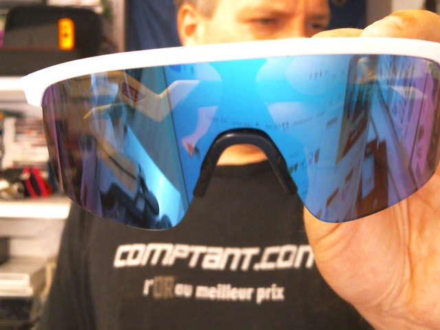 Lunette de soleil fume