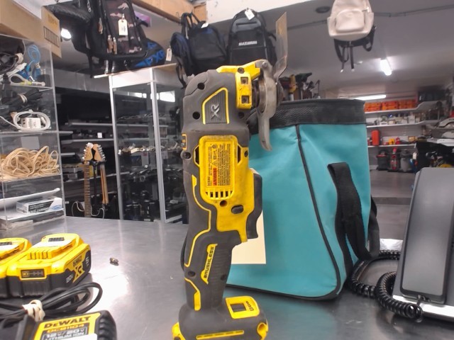 Multi-tool dewalt