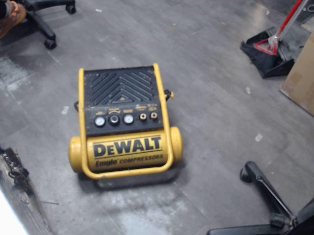 Compresseur 120v 2 gallon
