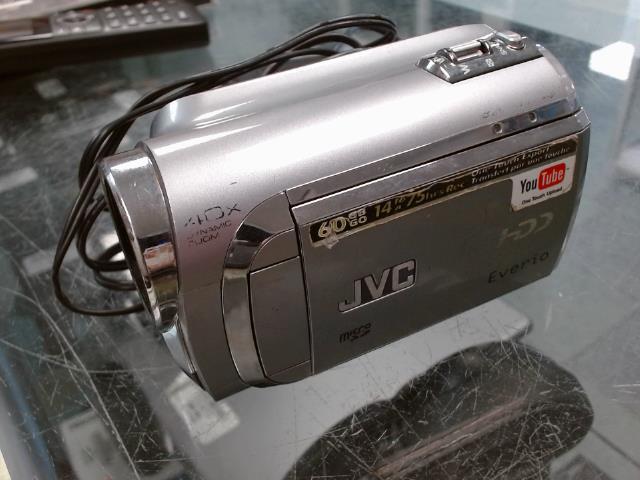 Camera photo jvc avec chargeur