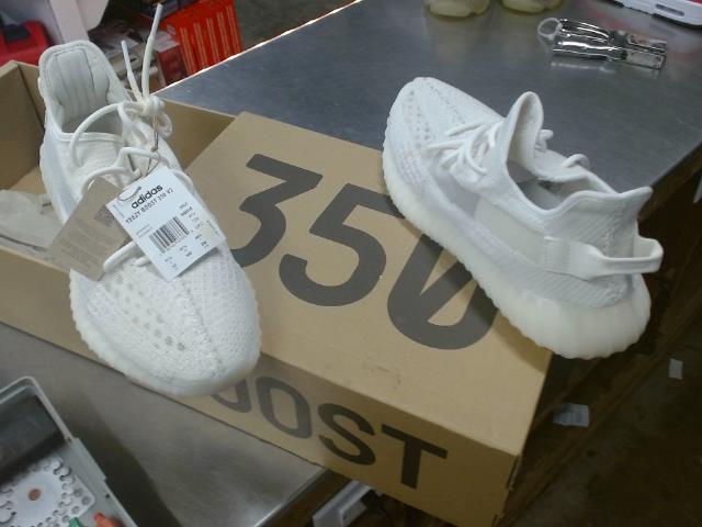 Yeezy boost neuf size 12 white