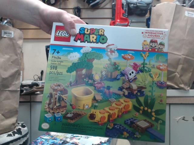 Buildable game super mario