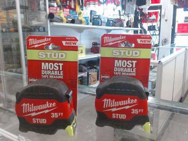 Brand new milwaukee 35ft stup tape mesur