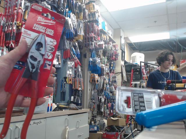 Plier