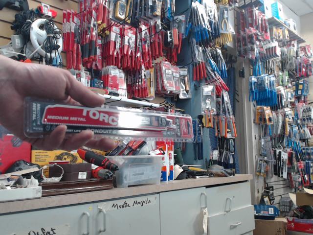 Single carbide nitr metgal blade