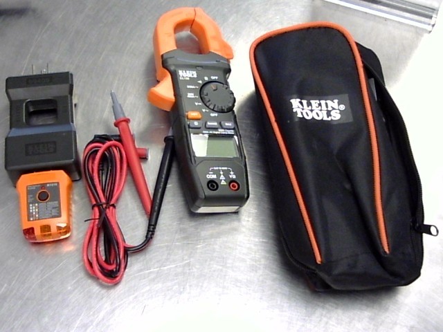 Clamp multimetre
