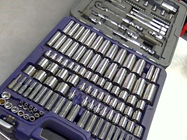Kit sockets bluepoint 155pcs dcase