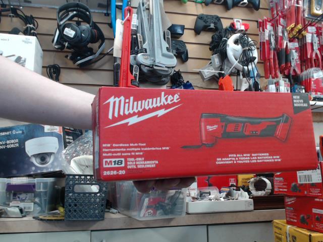 Oscillation tool