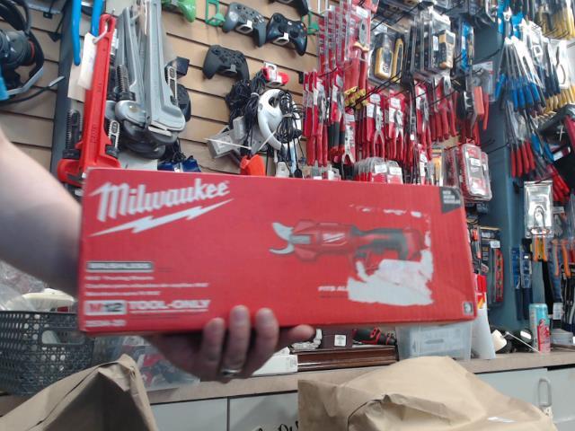 Pruning shear
