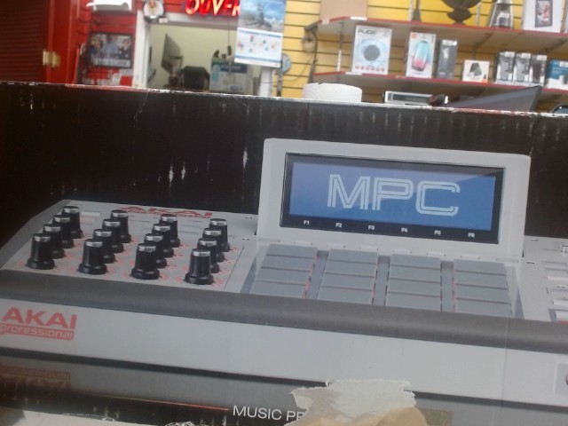 Akai mpc renaissance