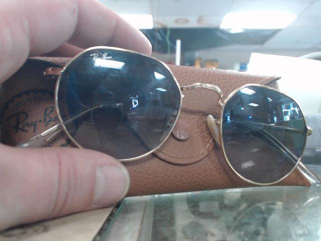 Raybans avec case