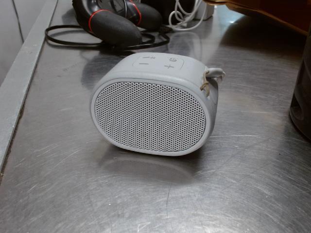 Speaker portable bluetyooth gris