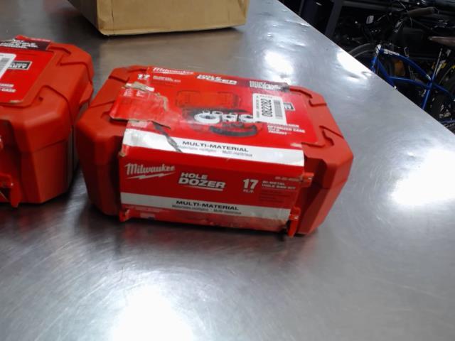 Kit hole dozer milwaukee neuf