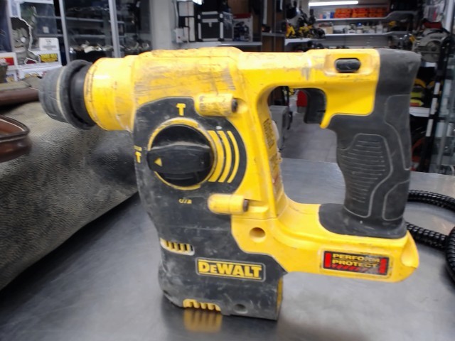Hammerdrill dewalt