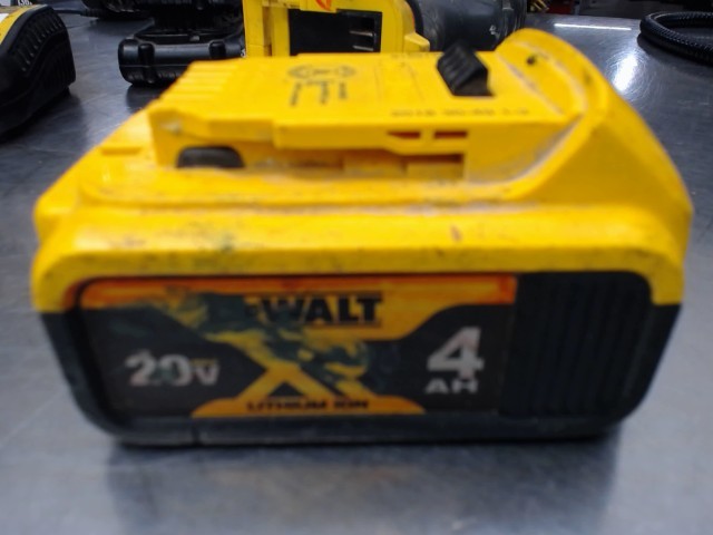 Batterie dewalt 4ah