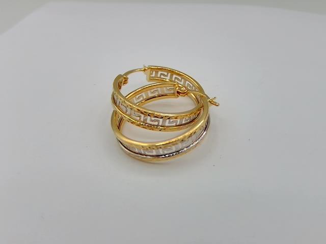 BOUCLES D OREILLES EN OR 10KT