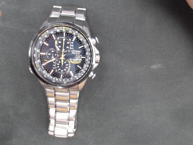 Atomic time chronograph stainless bracel