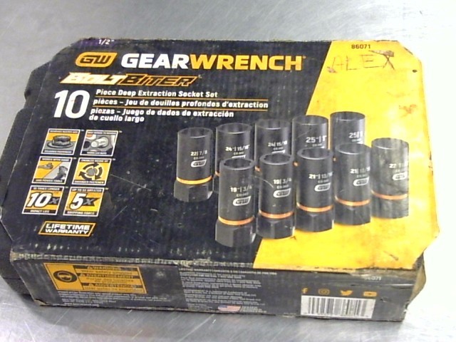 Kit deep socket extraction set