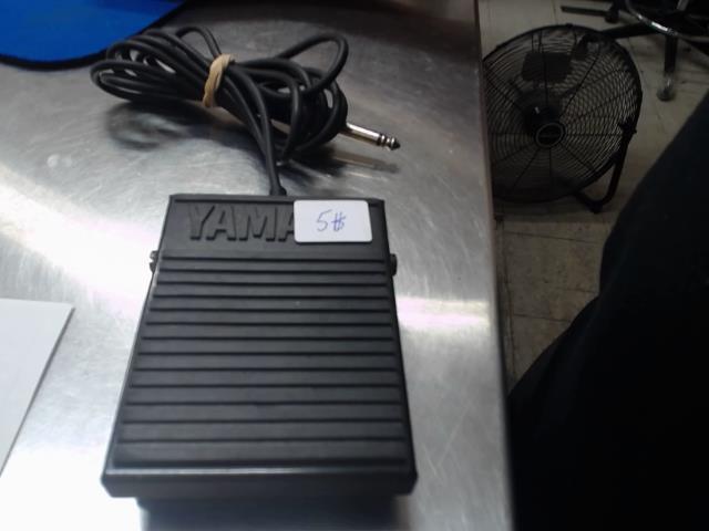Pedale sustain pour clavier