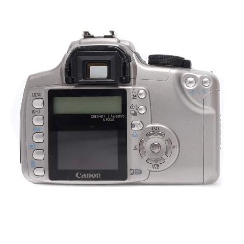 Camera canon rebelt xt no accessoires