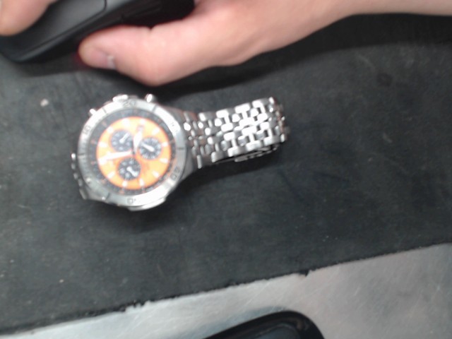 Montre back orange