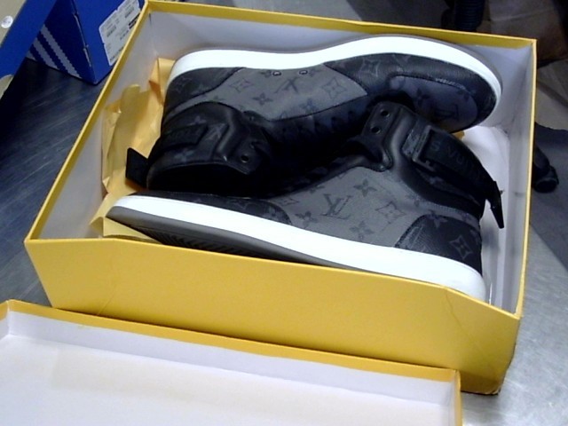 Chaussure l v noir size 9 in box jaune