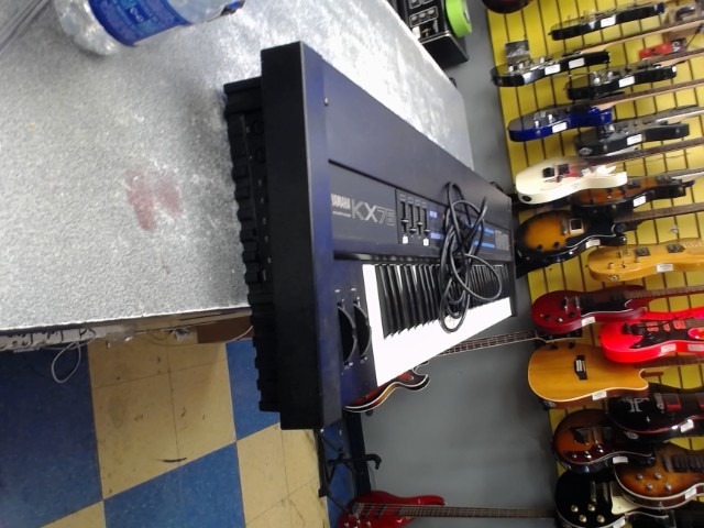 Rare yamaha kx76 good condition