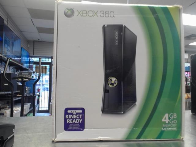 Xbox 360 complete dans la boite
