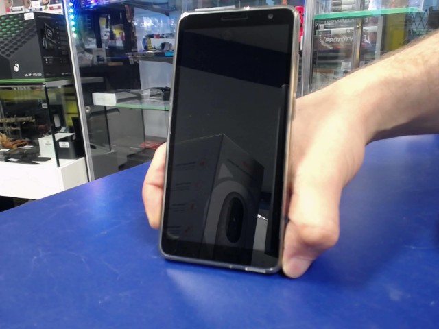 Cell + case + chargeur