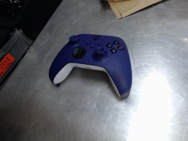 Manette m,auve xbox one