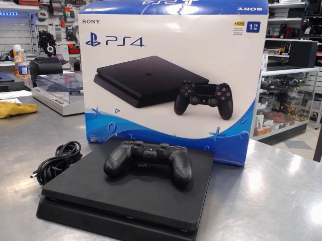 Ps4 console fil et manette