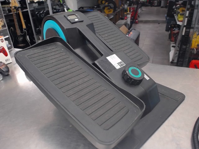 Bike pedal exerciser cubii