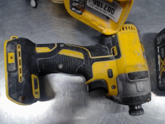 Impact driver dewalt