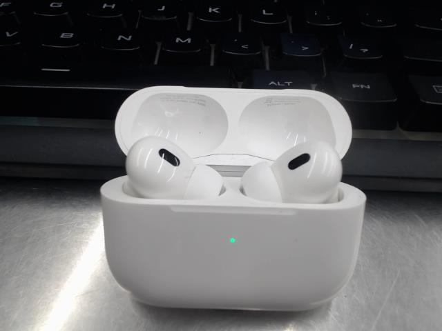 Airpods pro 2nd gen usb c blanc