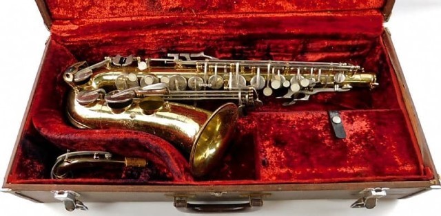 Armstrong alto saxophone elkhart ind usa