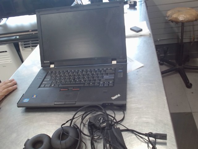 I5-2th/8gb ram/500gb + chg + ecouteurs