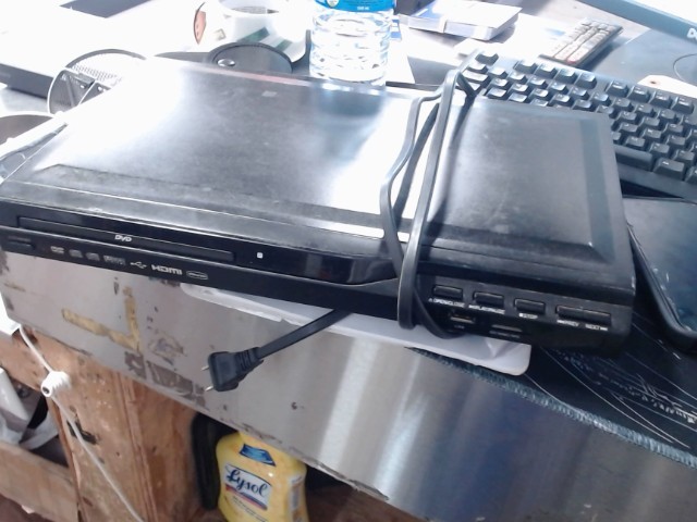 Dvd player used no acc