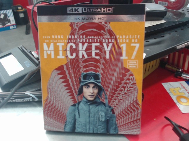 Mickey 17 neuf