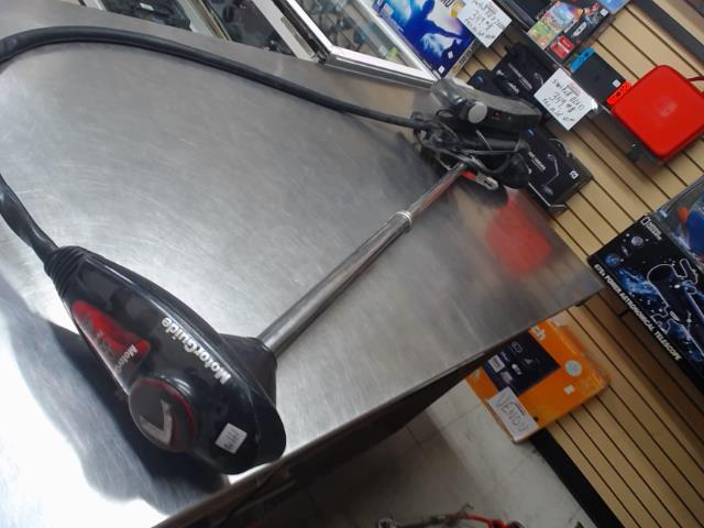 Moteur electrique a bateau