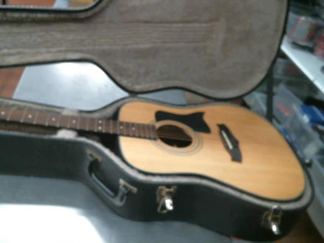 Guitar acoustique +etui