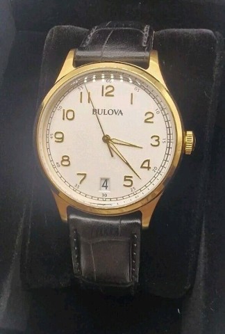 Montre bulova en bonne etat