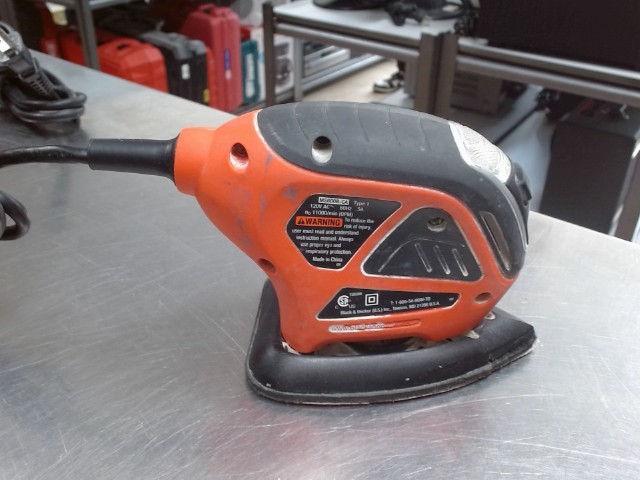 Sableuse black decker