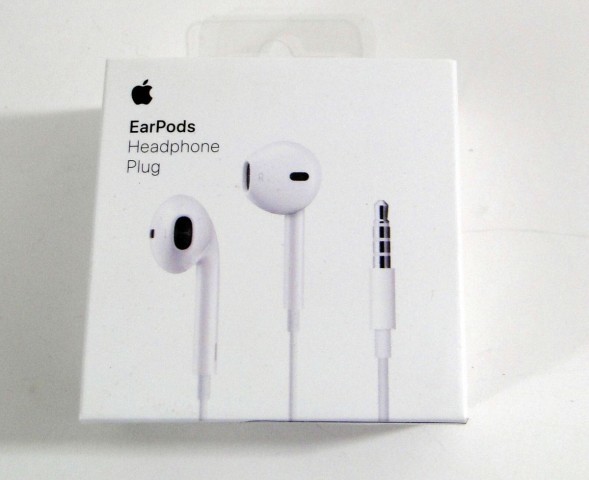 Earpods headphone plug