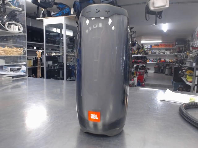 Speaker bluetooth