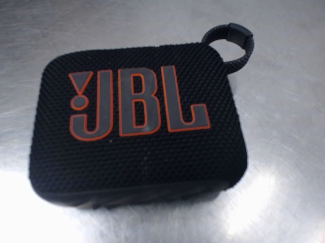Speaker bluetooth