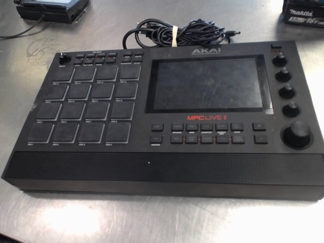 Music production system akai mpc live 2