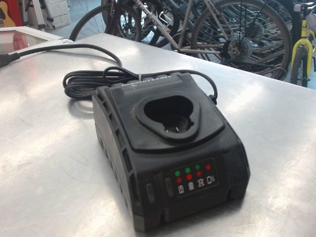 Chargeur a batterie 12v
