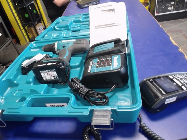 Ensemble perceuse 2 batteries dans case