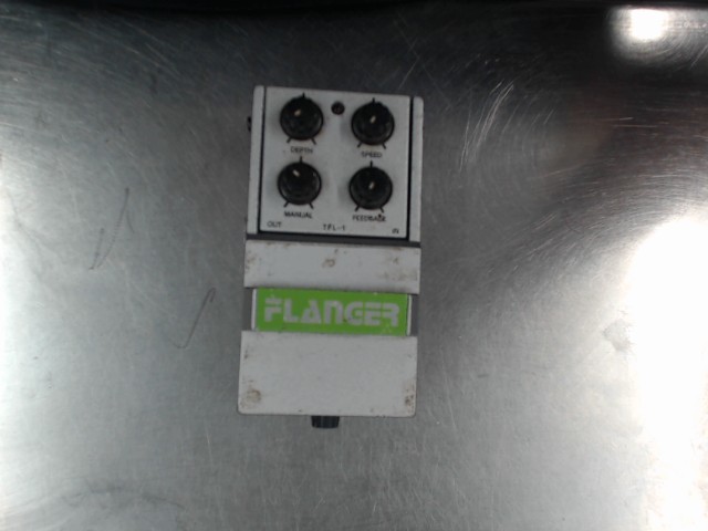Pedale de guitare flanger